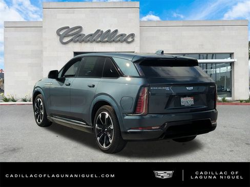Used 2025 Cadillac Escalade IQ Sport 2 w/ LPO, Premium Carpet Package image 5