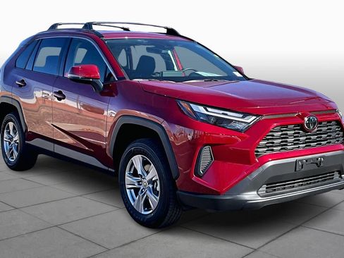 Used 2025 Toyota RAV4 LE image 2