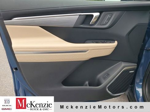 New 2026 Buick Enclave Preferred w/ LPO, All-Weather Package FWD image 8