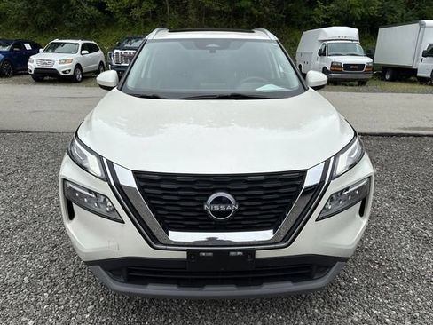 Certified 2023 Nissan Rogue SV w/ SV Premium B Package AWD/4WD image 8