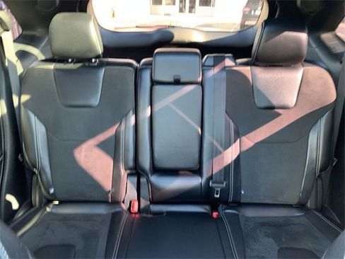 Used 2019 Ford Edge ST w/ Equipment Group 401A image 31