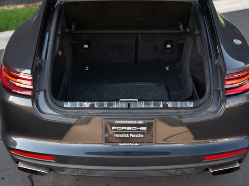 Certified 2017 Porsche Panamera image 37
