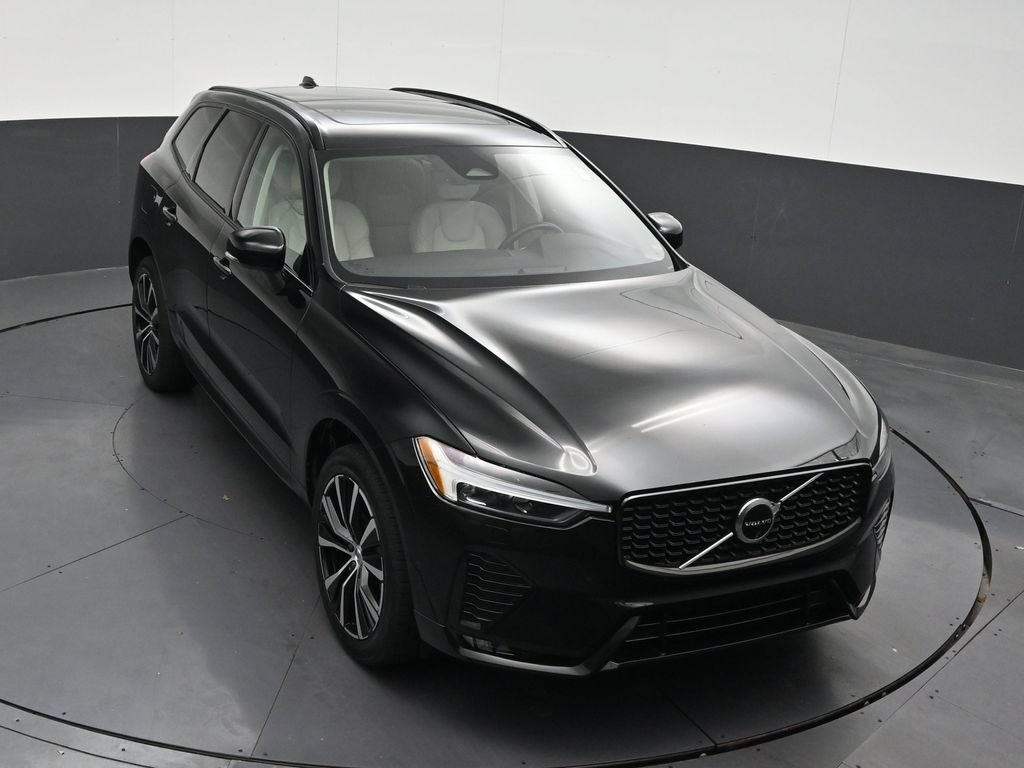 Certified 2024 Volvo XC60 B5 Plus w/ Protection Package Premier AWD/4WD image 23