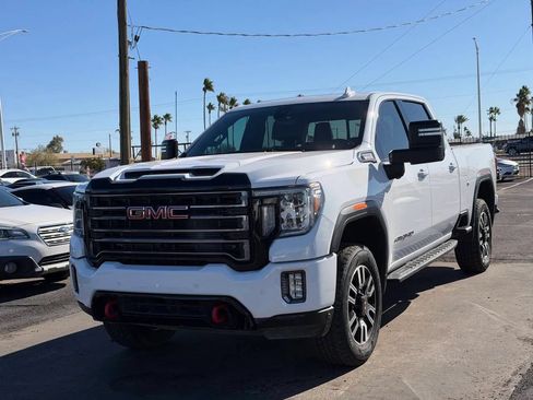 Used 2021 GMC Sierra 2500 AT4 w/ AT4 Premium Plus Package AWD/4WD image 2