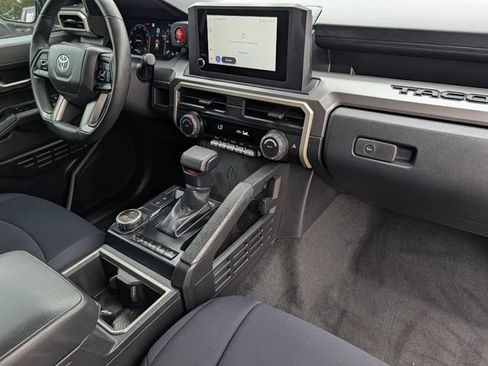 Used 2024 Toyota Tacoma TRD Sport RWD image 32