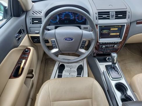 Used 2010 Ford Fusion SEL FWD image 10