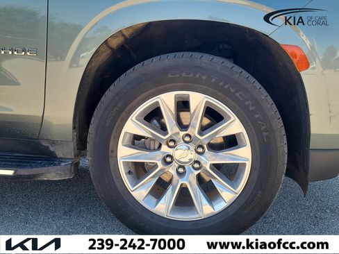 Used 2024 Chevrolet Tahoe Premier RWD image 7