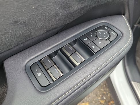 Used 2024 Lexus TX 500h AWD w/ Technology Package image 18