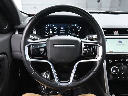 Used 2022 Land Rover Discovery Sport SE image 23