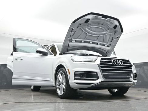 Used 2018 Audi Q7 3.0T Prestige w/ Prestige Package image 50