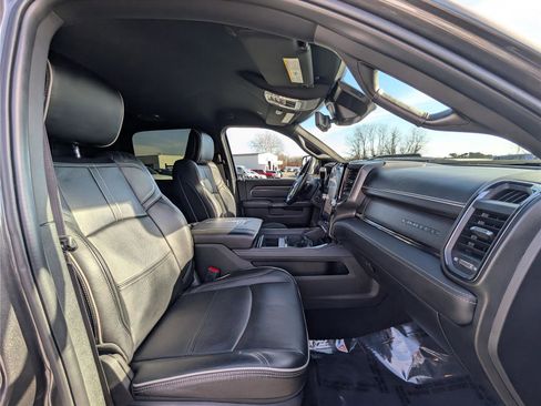 Used 2022 RAM 2500 Limited image 11