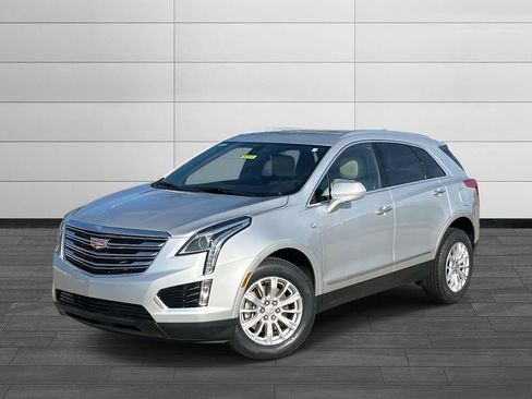 Used 2018 Cadillac XT5 FWD image 1