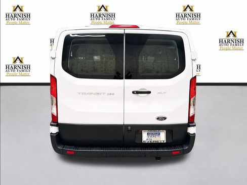 Used 2022 Ford Transit 350 XLT image 6