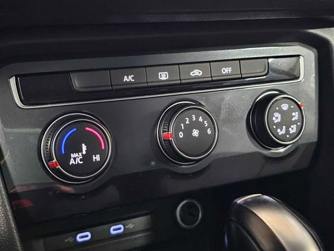 Used 2020 Volkswagen Tiguan S FWD image 30