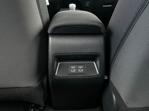 Used 2025 Toyota Corolla LE image 13