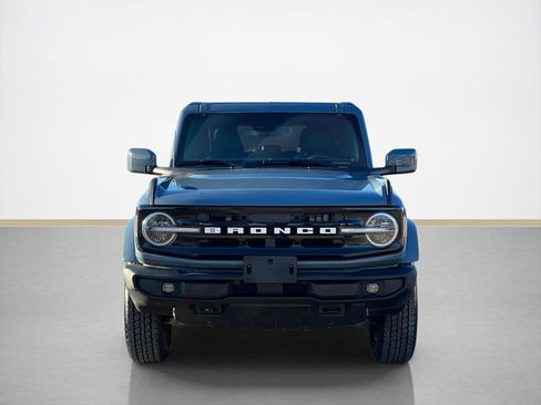 Used 2025 Ford Bronco Outer Banks image 2