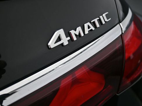 Used 2025 Mercedes-Benz E 350 4MATIC Sedan image 42