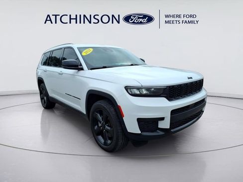 Used 2021 Jeep Grand Cherokee L Laredo AWD/4WD image 3