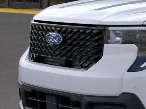 New 2026 Ford Maverick Lariat w/ Black Appearance Package image 18