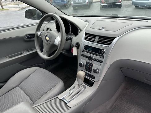 Used 2012 Chevrolet Malibu LS FWD image 9