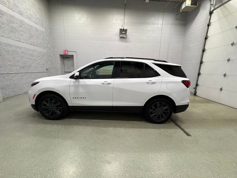 Used 2024 Chevrolet Equinox RS w/ RS Leather Package AWD/4WD image 7