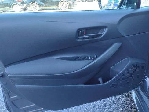 Used 2025 Toyota Corolla LE image 14