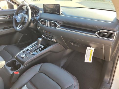 New 2025 MAZDA CX-5 Carbon Edition image 5