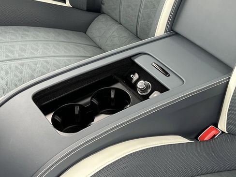 Used 2025 Bentley Continental GT Speed image 37