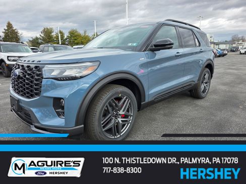 New 2026 Ford Explorer ST-Line w/ ST-Line Street Pack image 1