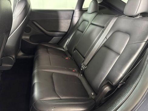 Used 2022 Tesla Model Y Performance image 13