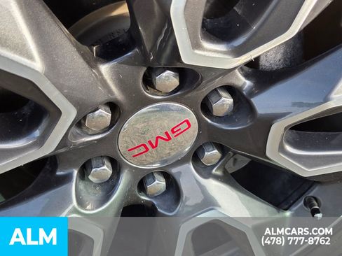 Used 2023 GMC Sierra 1500 SLT w/ SLT Premium Package image 23