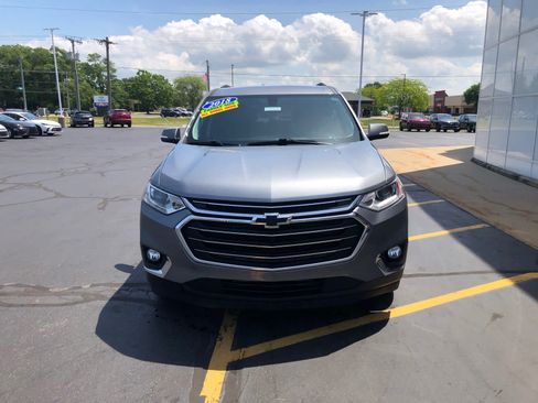 Used 2018 Chevrolet Traverse LT AWD/4WD image 2