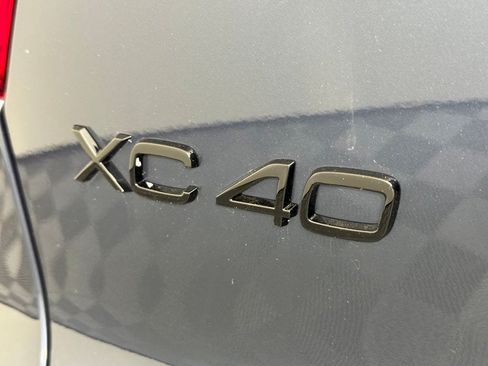 New 2026 Volvo XC40 B5 Ultra w/ Protection Package Premier AWD/4WD image 6