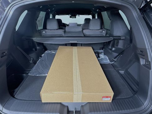 New 2026 Honda Pilot Sport image 33