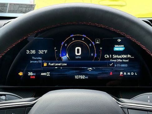 Used 2025 Chevrolet Equinox RS image 32