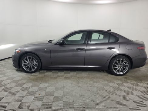 Used 2024 Alfa Romeo Giulia Ti w/ Active Assist Plus Package image 6