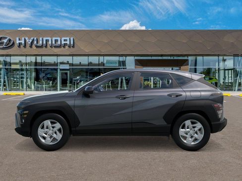 New 2027 Hyundai Kona SE FWD image 3
