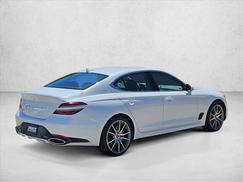 Used 2025 Genesis G70 2.5T RWD image 5