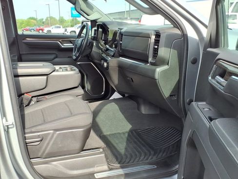 Certified 2023 Chevrolet Silverado 1500 LT AWD/4WD image 15