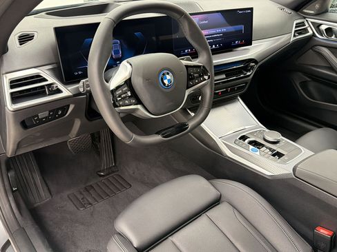 Used 2025 BMW i4 eDrive40 w/ Premium Package RWD image 4