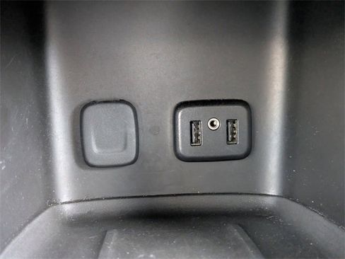 Used 2019 GMC Acadia SLT image 29