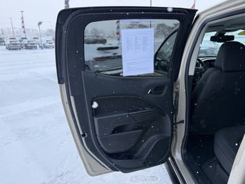 Used 2021 Chevrolet Colorado ZR2 w/ ZR2 Dusk Special Edition image 14