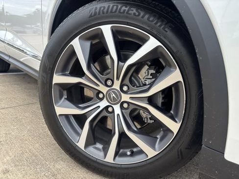 Used 2024 Acura MDX w/ Technology Package FWD image 7