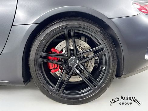 Used 2018 Mercedes-Benz AMG GT C image 40