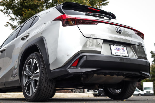 Used 2020 Lexus UX 250h w/ Premium Package AWD/4WD image 23