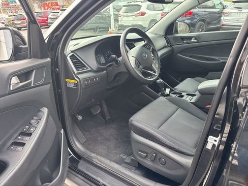 Used 2018 Hyundai Tucson Value w/ Cargo Package AWD/4WD image 13