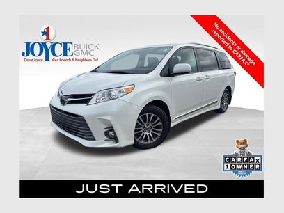Used 2018 Toyota Sienna XLE Premium