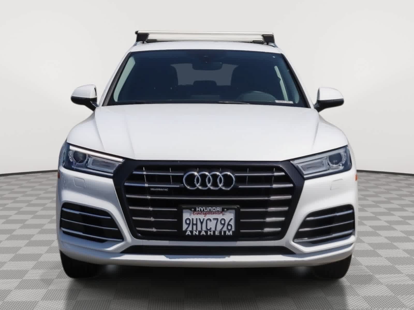 Used 2020 Audi Q5 e Premium w/ Convenience Package AWD/4WD image 2