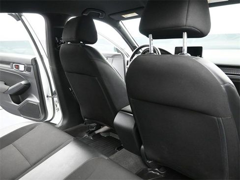 Used 2023 Honda Civic Sport image 12