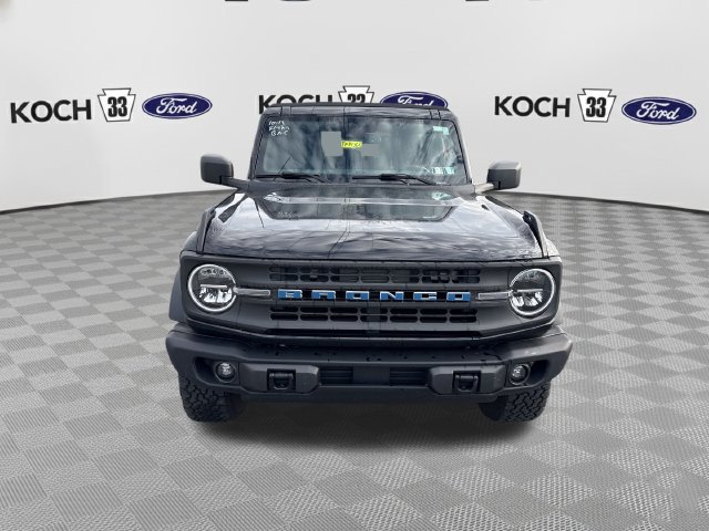 Used 2023 Ford Bronco Black Diamond AWD/4WD image 2